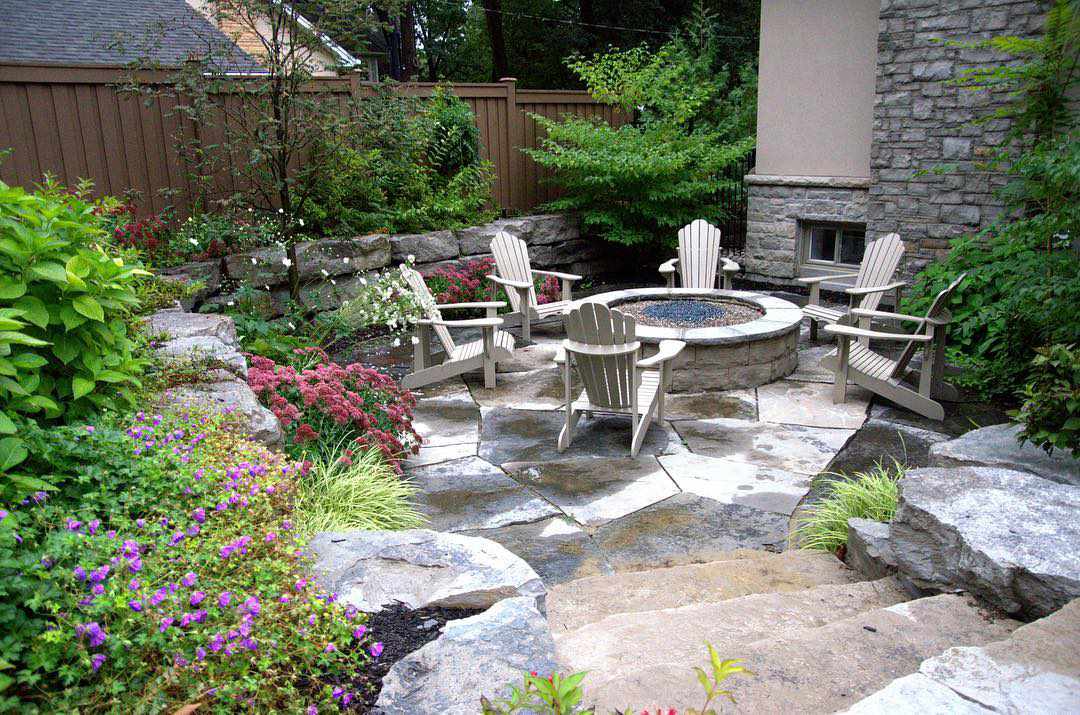 25 Yard Hearth Pit Landscaping Ideas for All Backyards and Budgets